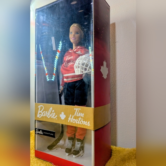 NIB Barbie Signature x Tim Hortons Hockey Player Doll - 2020 Edition - Picture 4 of 6